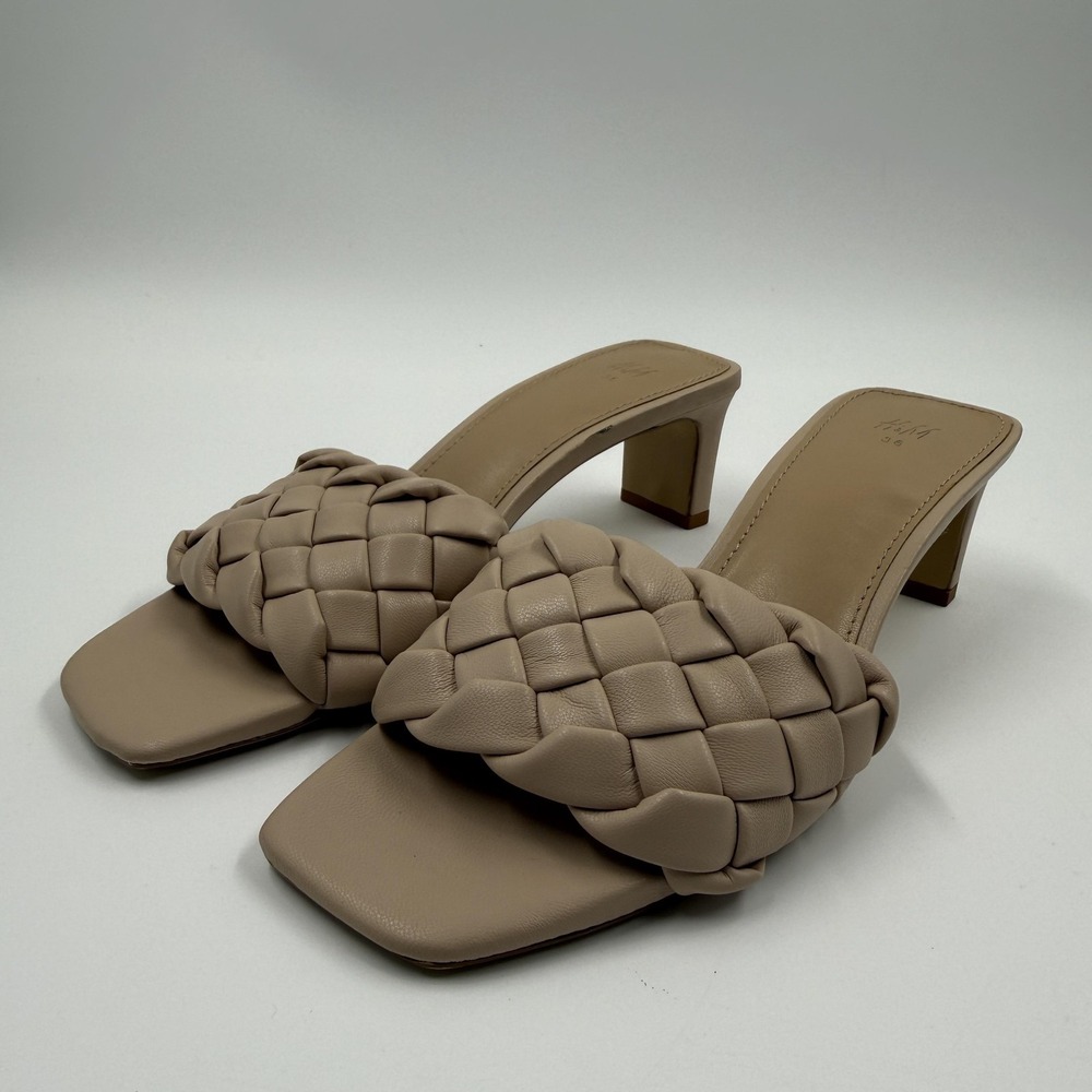 H&M Slide Sandals Womens Size 5.5‎ Beige Braided Quilted Block Heel Square Toe